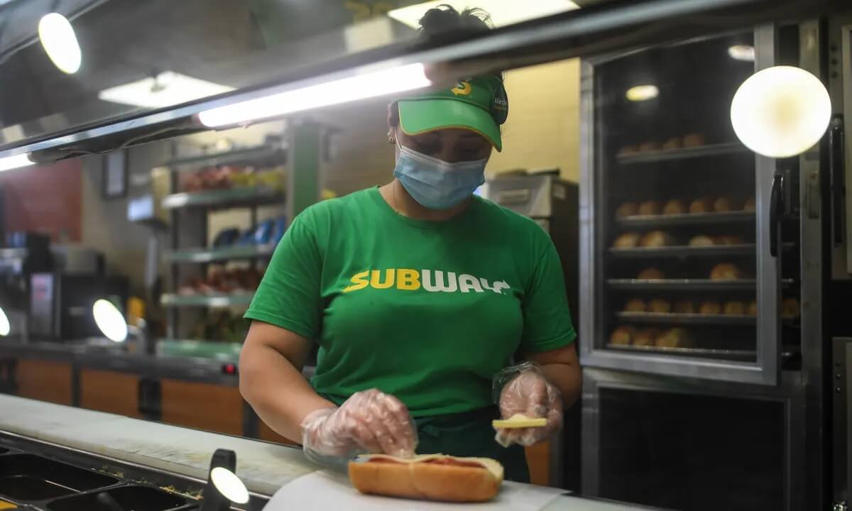 subway breads menu